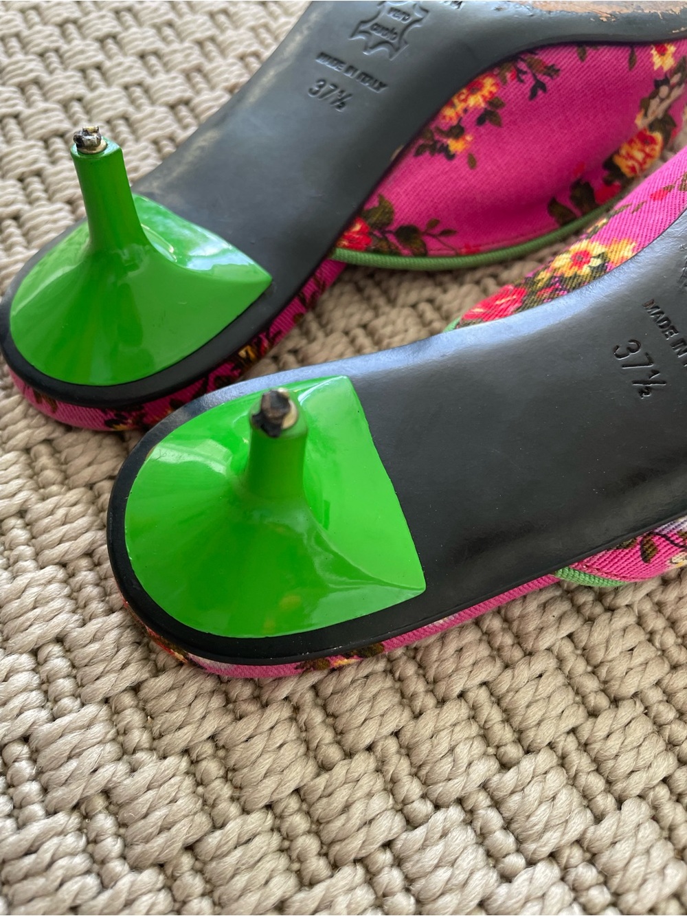 D&G Pink Floral Pointed-Toe Mules with Green Heel vintage - Picture 6 of 10